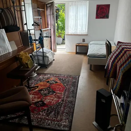 Small Marilyn Apartment Gsteigwiler