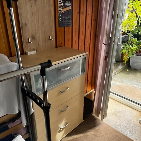 Small Marilyn Apartment